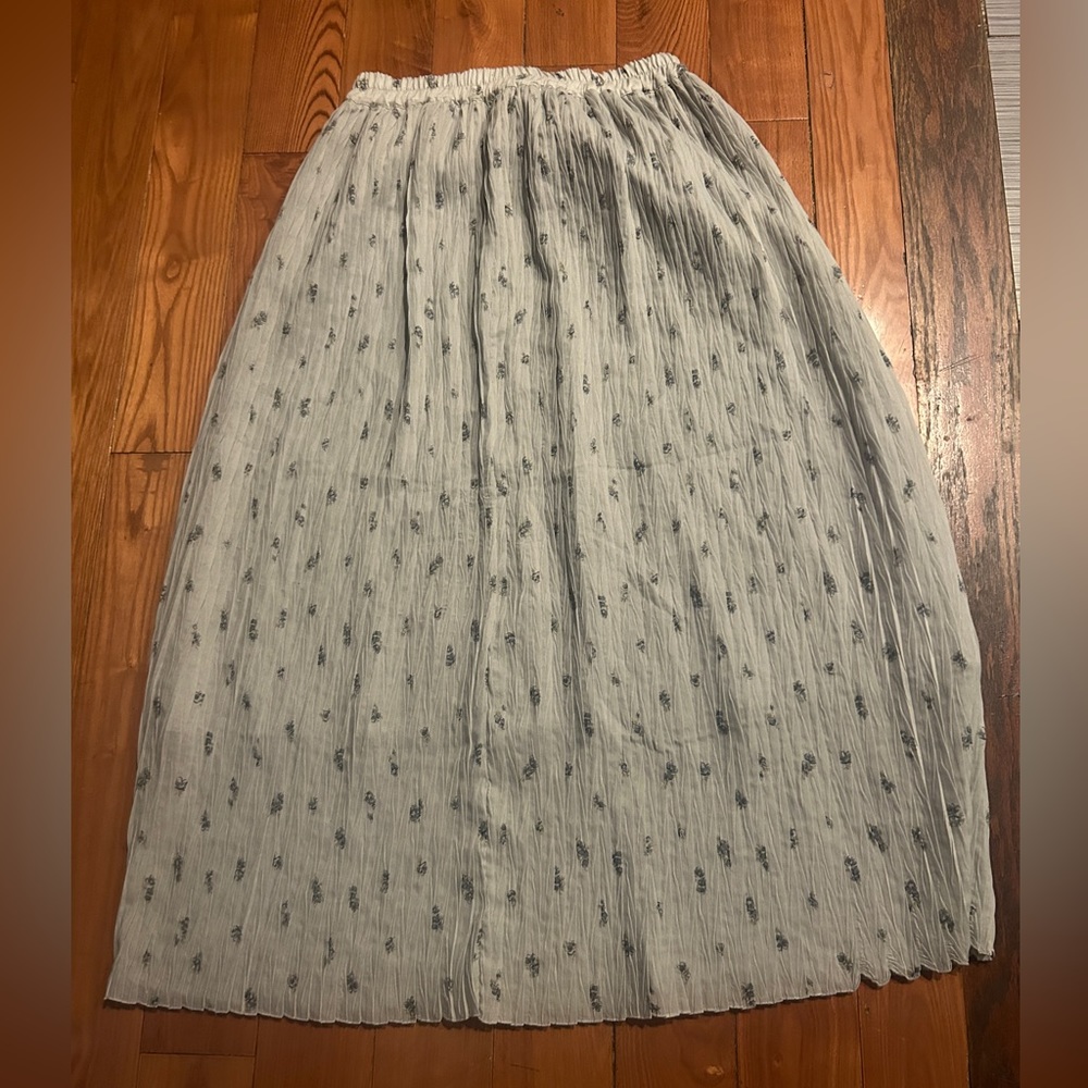 Pleated blue floral maxi skirt